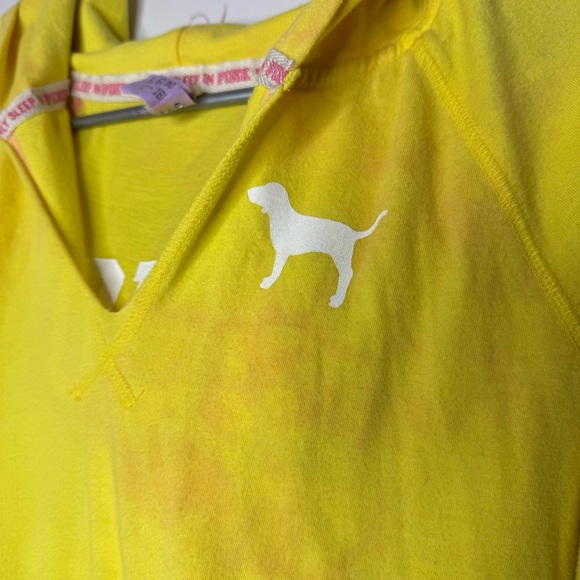 Victoria secret pink sweater pullover your place or mine yellow white pink 2 way - Picture 15 of 15